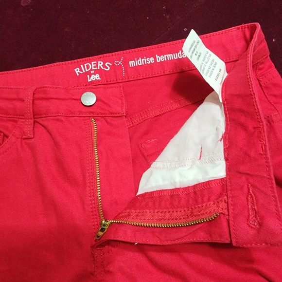 Riders by Lee Midrise Bermuda Shorts - Picture 7 of 9